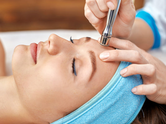 Microdermabrasion vs Diamond Peel