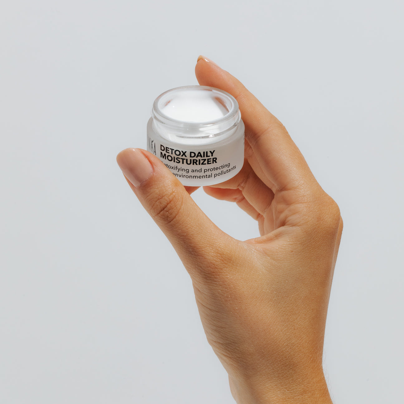 Mini facial moisturizer 