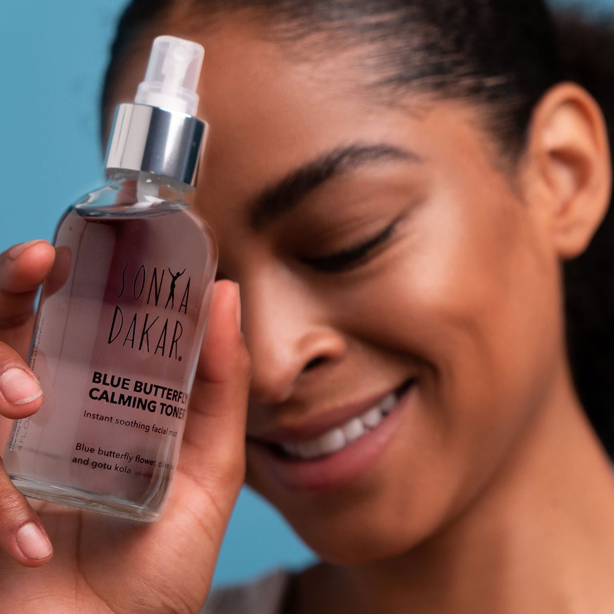 Gentle alcohol-free Blue Butterfly toner for sensitive and reactive skin types