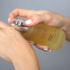 Detox Wash with marrubium and buddleja stem cells shields skin from pollutants while cleansing