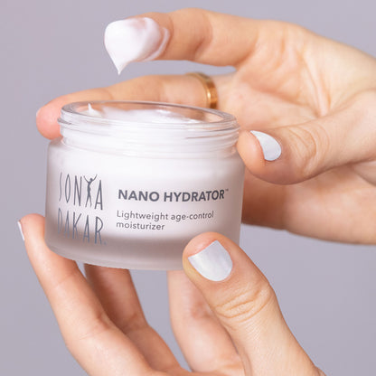 Daily moisturizer with anti-aging botanical stem cells